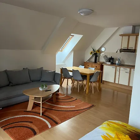 Apartment Labska *